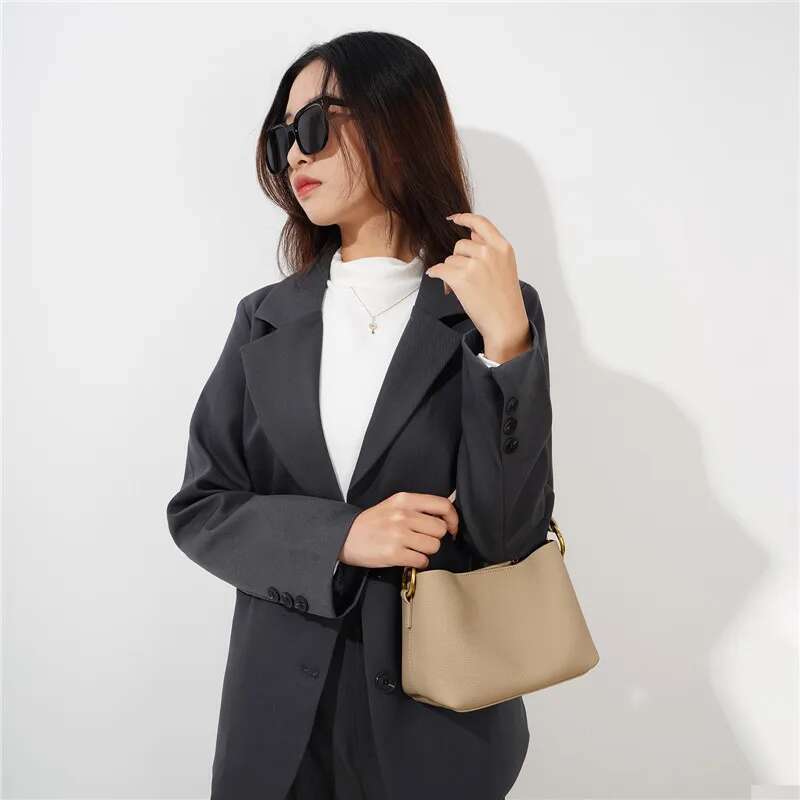 Leather Crossbody Bucket Bag: Trendy Cowhide Shoulder Messenger Ladies - Lightweight For Daily Use