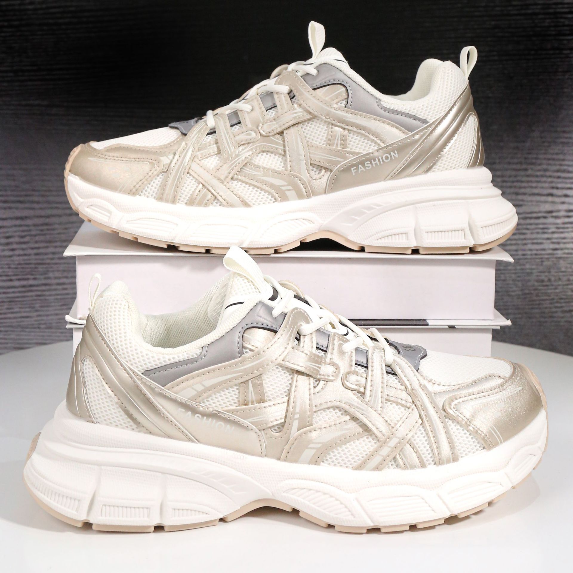 Men Sports Shoes Thick Sole Chunky Shoes Trendy Versatile Casual Style High-end Triple Black Silver Champagne Free shipping