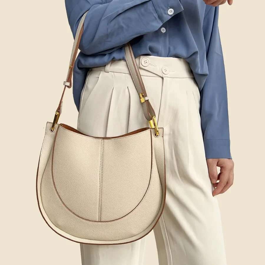2024 Spring Summer Women's Soft Leather Niche Crossbody Bags New Trendy Saddle Large Capacity Shoulder Bucket Bag