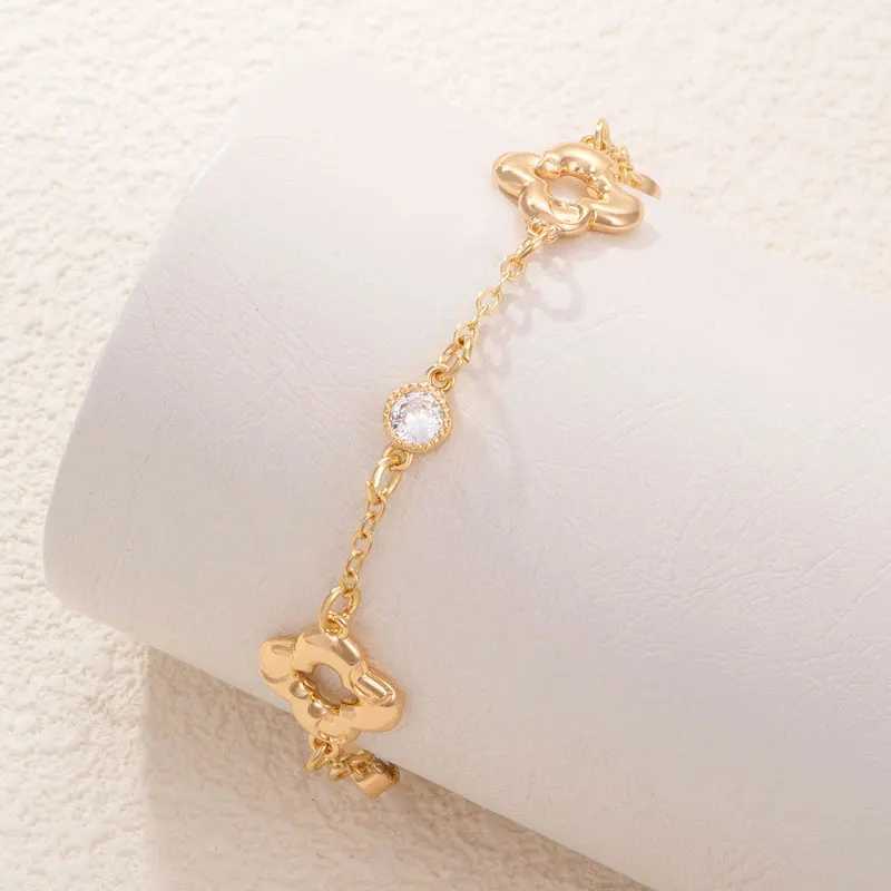 Chain New Simple Hollow Lucky Clover Adjustable Bracelet for Women Girls Rhinestone Four Leaf Bracelets Holiday Jewelry Gifts H250115