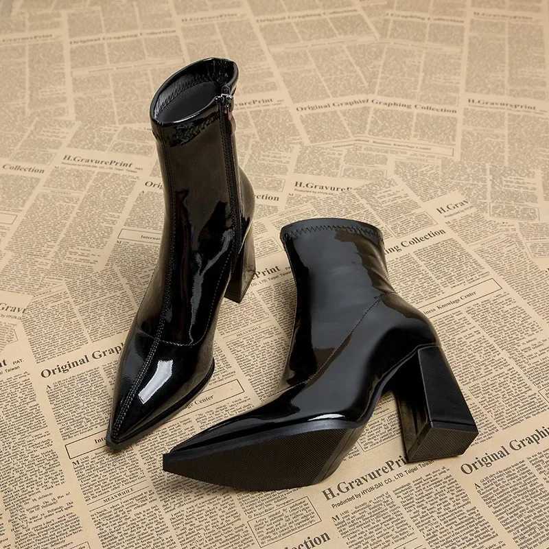 2024 New Fi Solid Color Versatile Womens Boots Comfortable Pointed Toe Temperament Workplace Banquet Womens BootsXJ250217