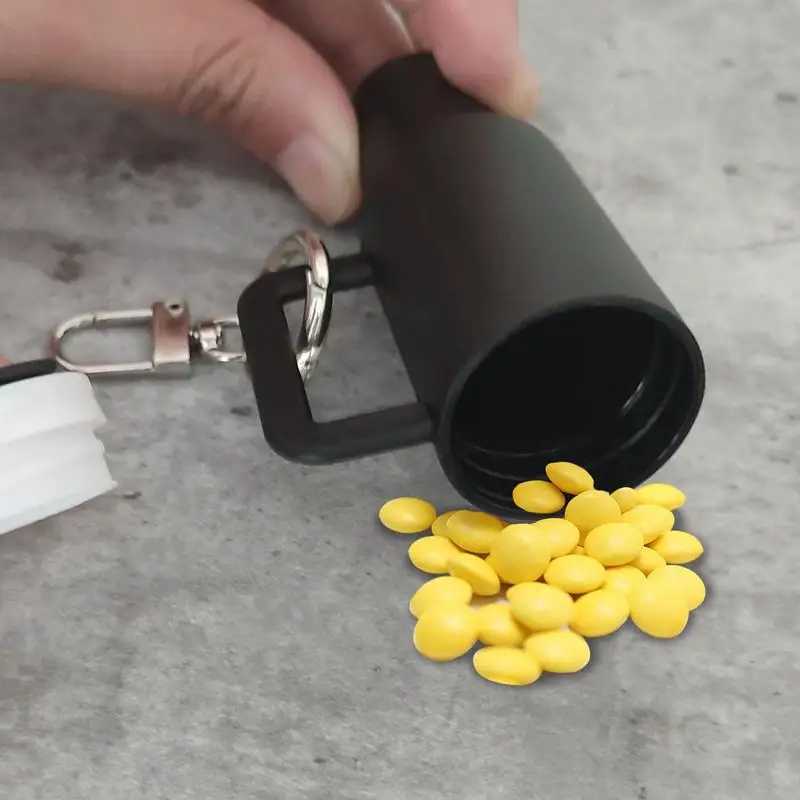 Keychains Lanyards Mini Stanleys Cups Keychain With Straw Pendant Cute Tumbler Key Ring Handbag For Water Bottle Accessories H250115