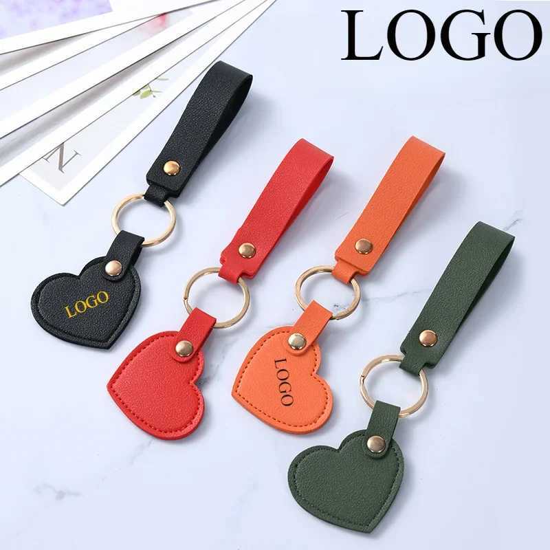 Keychains Lanyards Customized Heart Leather Keychain Print Colorful Key Chain Laser Engrave Personalize Love Couple Keyring Car Bag Accessory H250115