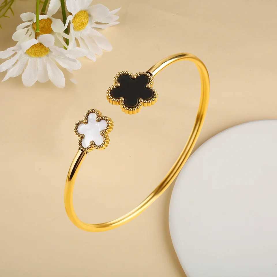 Bangle 316L Stainless steel five-leaf flower 18k gold-plated bracelet Personality charm plant Fashion Jewelry Women Girls Gift Clover H250115