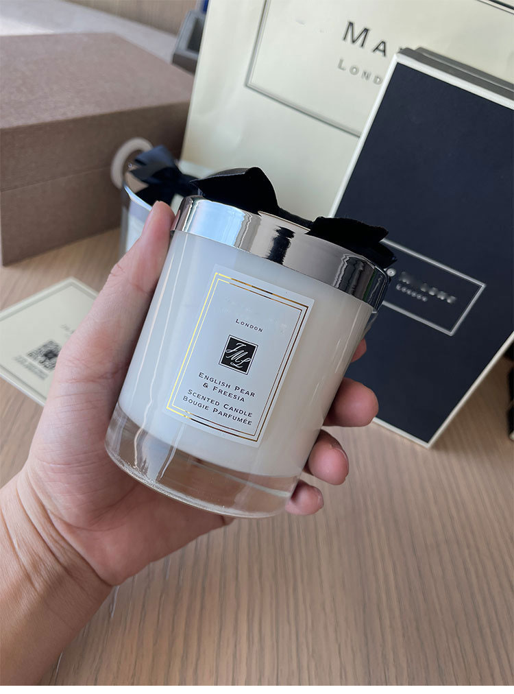 Scented Candle 220g With Gift Box and New Packaging With Handbag Aromatherapy Candles With a Full Range of Scents For Gift