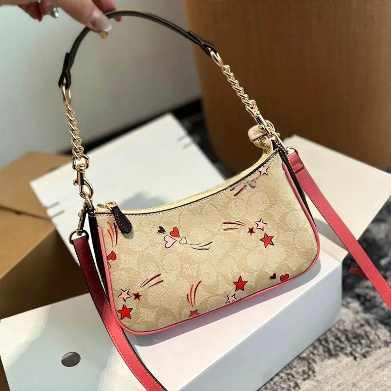 Designer Underarm Small Handbag Ladies Shoulder Bag Soft Hobo Bag Half Moon Ladies Baguette Bread Bag Chain Handbag Tote Discount Genuine Leather Shoulder Bag002