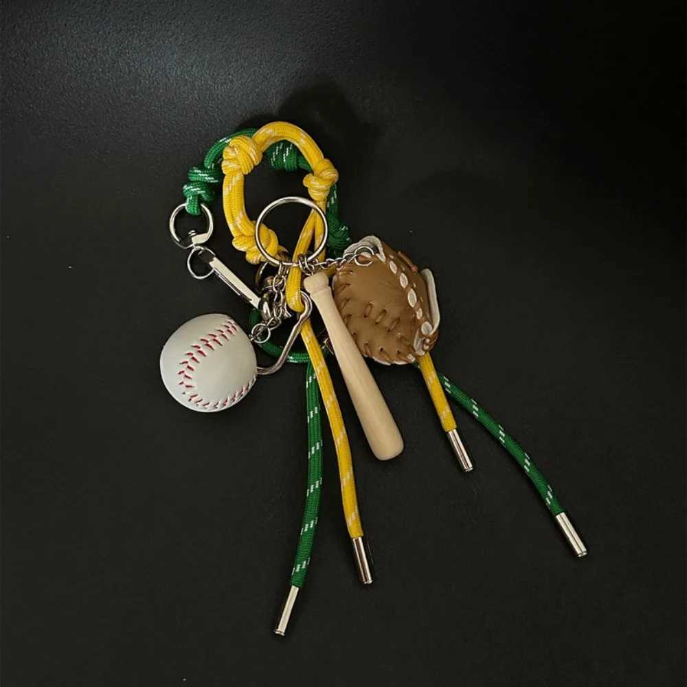 Keychains Lanyards New Multi-purpose Rope Bracelet Colorful Nylon Key Chain Handmade Baseball Pendant Bag Hanging Accessories Couple Style H250115
