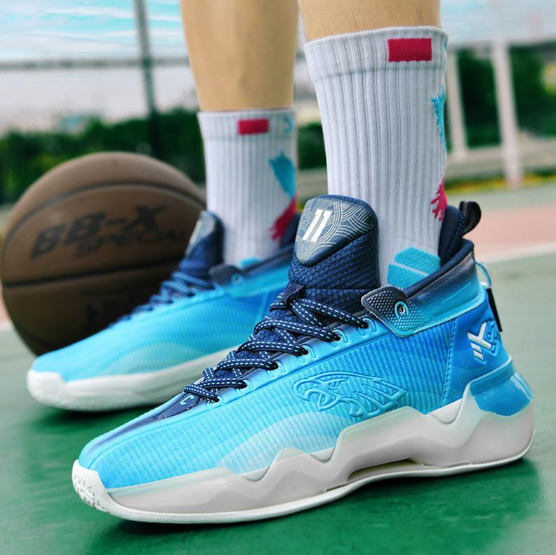 Men Women Sports Shoes Fashion Thick Sole Wear-resistant Basketball Shoes Design Sense Handsome Multi Color Free shipping