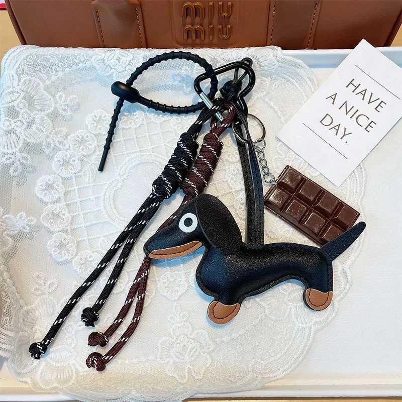 Keychains Lanyards Braided Rope Bag Pendant High-grade Keychain Ruths Same Style Dachshund Suitable For Accessories H250115