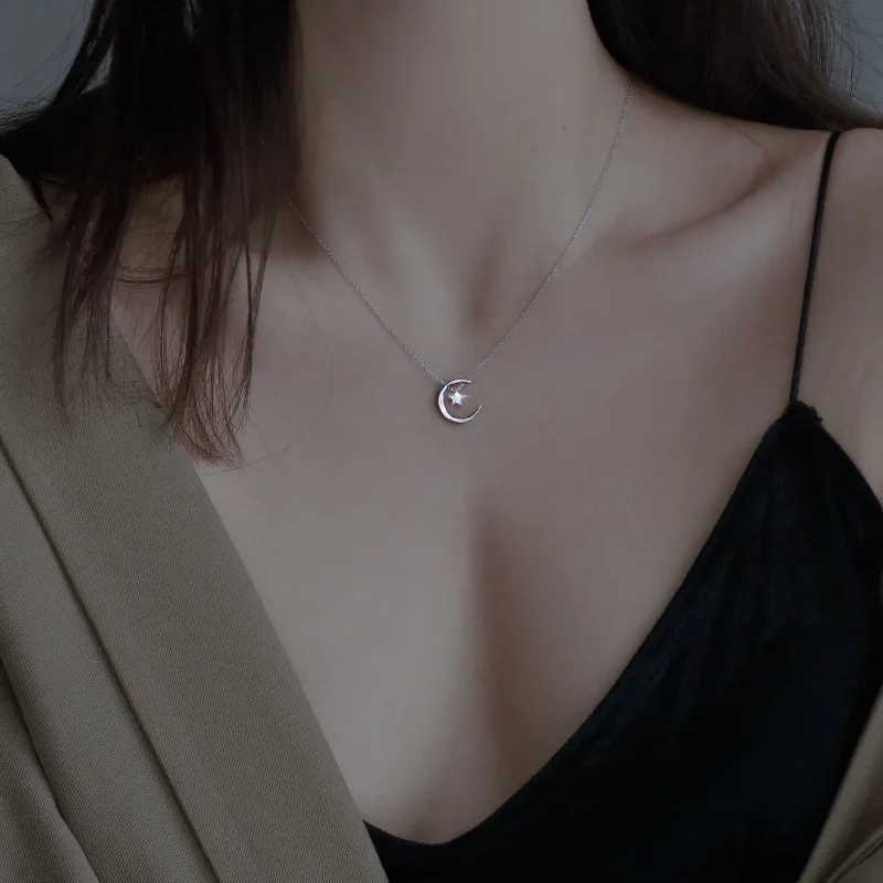925 Sterling Silver Sparkling Diamond Star Moon Necklace for Women Versatile Luxury Clavicle Chain Fashion Neck ChainXJ250114
