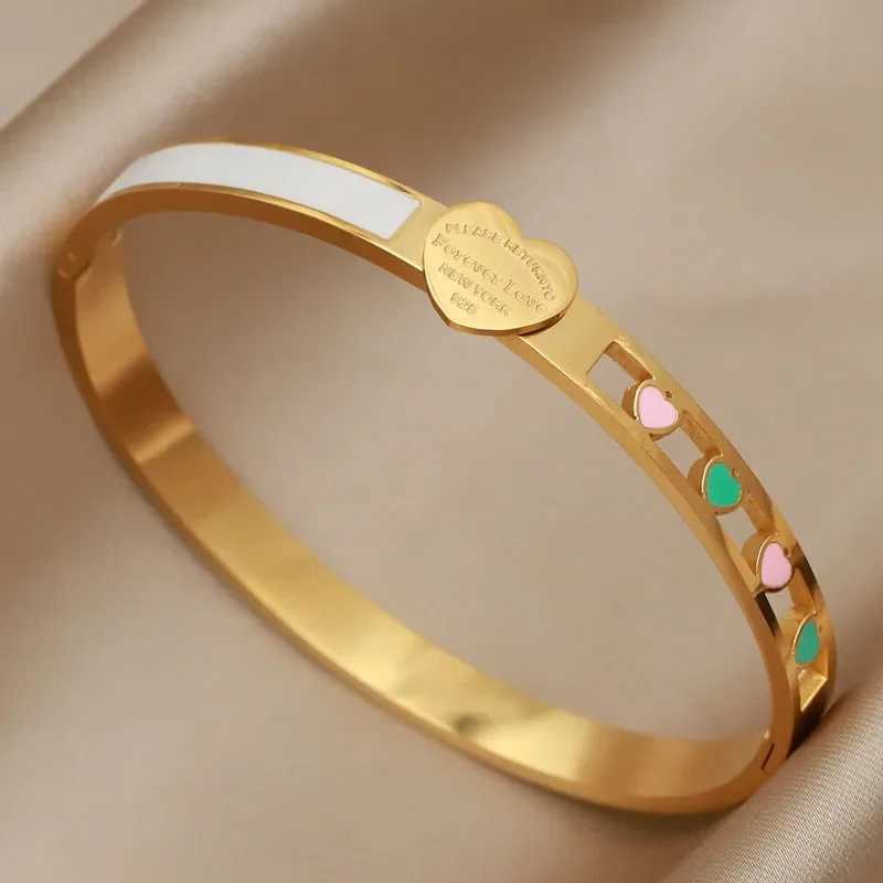 Bangle Classic Stainless Steel Metal Multicolor Heart Bangles for Women Fashion Brand Jewelry Hollow Bracelets Gift Accessories H250115