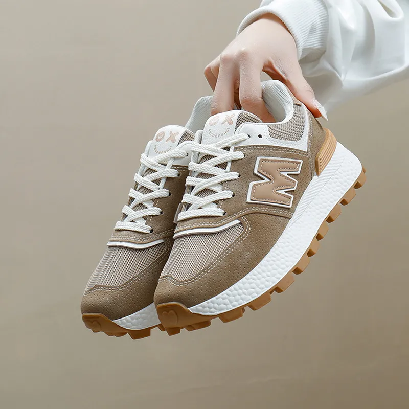 Low Shipping Designer New Women Men Outdoor Sneakers Sports Hot Red Grey Brown Running Shoes Breathable Athleisure Runners Trainers Mens
