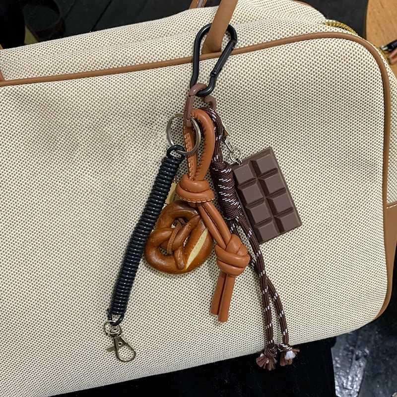 Keychains Lanyards Autumn And Winter Brown Lovely Alkali Bread Korean Ins Bag Pendant Chocolate Climbing Rope key Chain Decorative Hand H250115