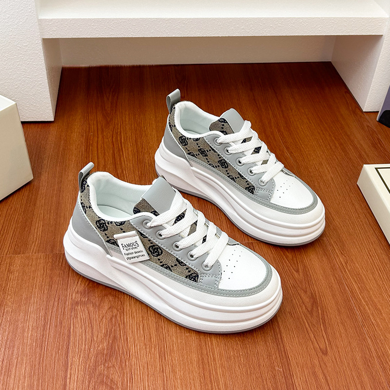 Women Casual Shoes Thick Sole Fashion Versatile Design Sense Korean Version Triple Grey Green Free shipping