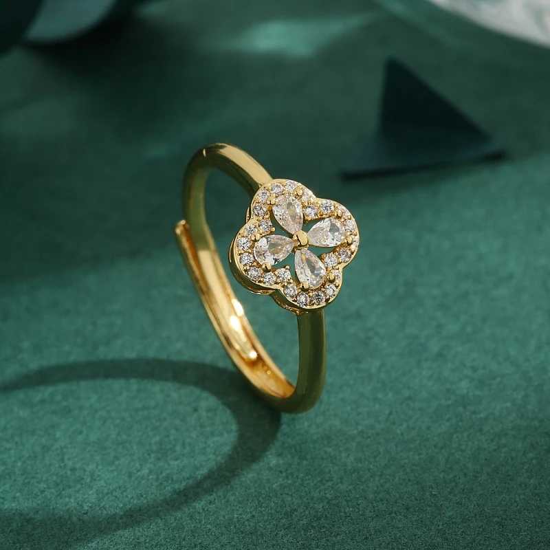 Cluster Rings One of high quality 18kGold Ring Women Engagement Anniversary Wedding Four Leaf Clover Trendy Classic Womens gift H250115