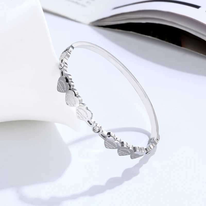 Chain Beautiful Crystal And 6 Forever Love Small Peach Heart Bracelets Bangle Stainless Steel Brand Jewelry Woman Wholesale H250115