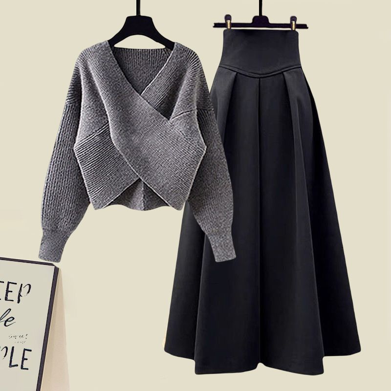 Two Piece Dress Plus Size Women's Winter Knitwear 2024 Style Age-Reducing Cross Top Sweater Slimming Skirt 2-Piece Set