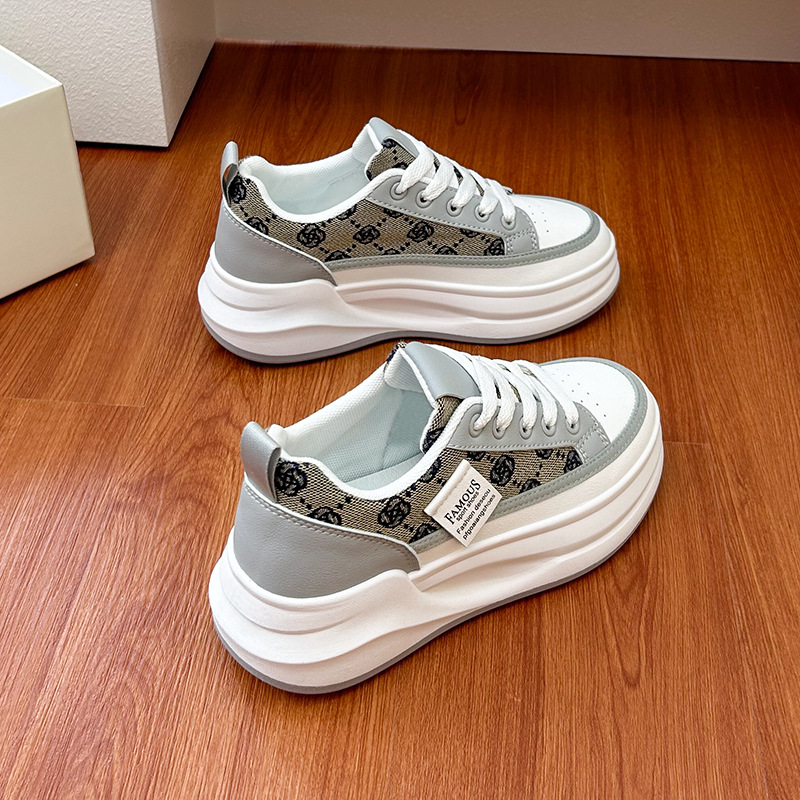 Women Casual Shoes Thick Sole Fashion Versatile Design Sense Korean Version Triple Grey Green Free shipping