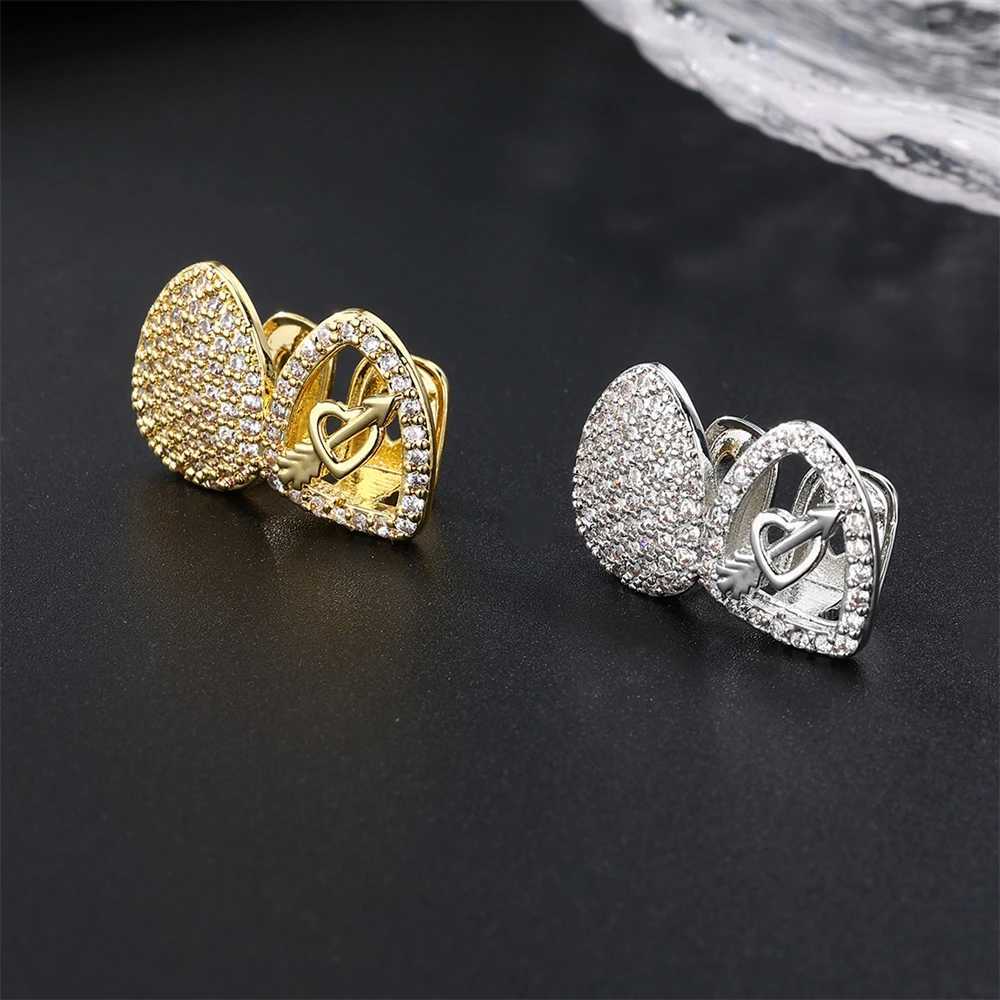 D Z New Fashion 2pcs/lot Iced Out CZ Stones Paved Hollow Teeth Grillz For Men Women Top Bottom Charm Grills Party Jewelry GiftXJ250114