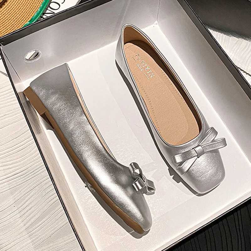Elegant Ladies Sier Bowtie Flat Shoes Wan Slip Square Toe Loafers Size 34-43 Female Ballet Dancer Dress Moccasins Y250115