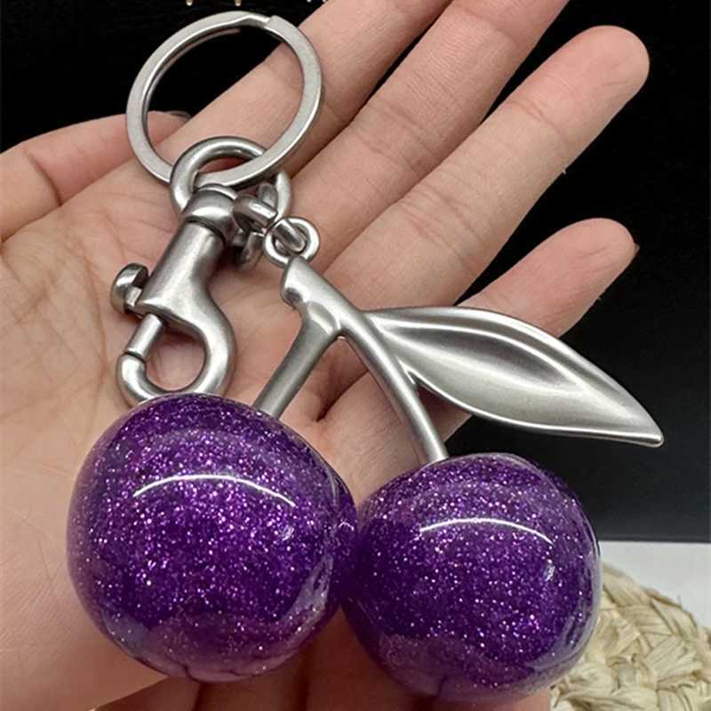 Keychains Lanyards Purple Cherry Charm Pendant Decoration For Handbag Shoulder Bag Womens High-Grade Keychain Bags Attachment Gift H250115