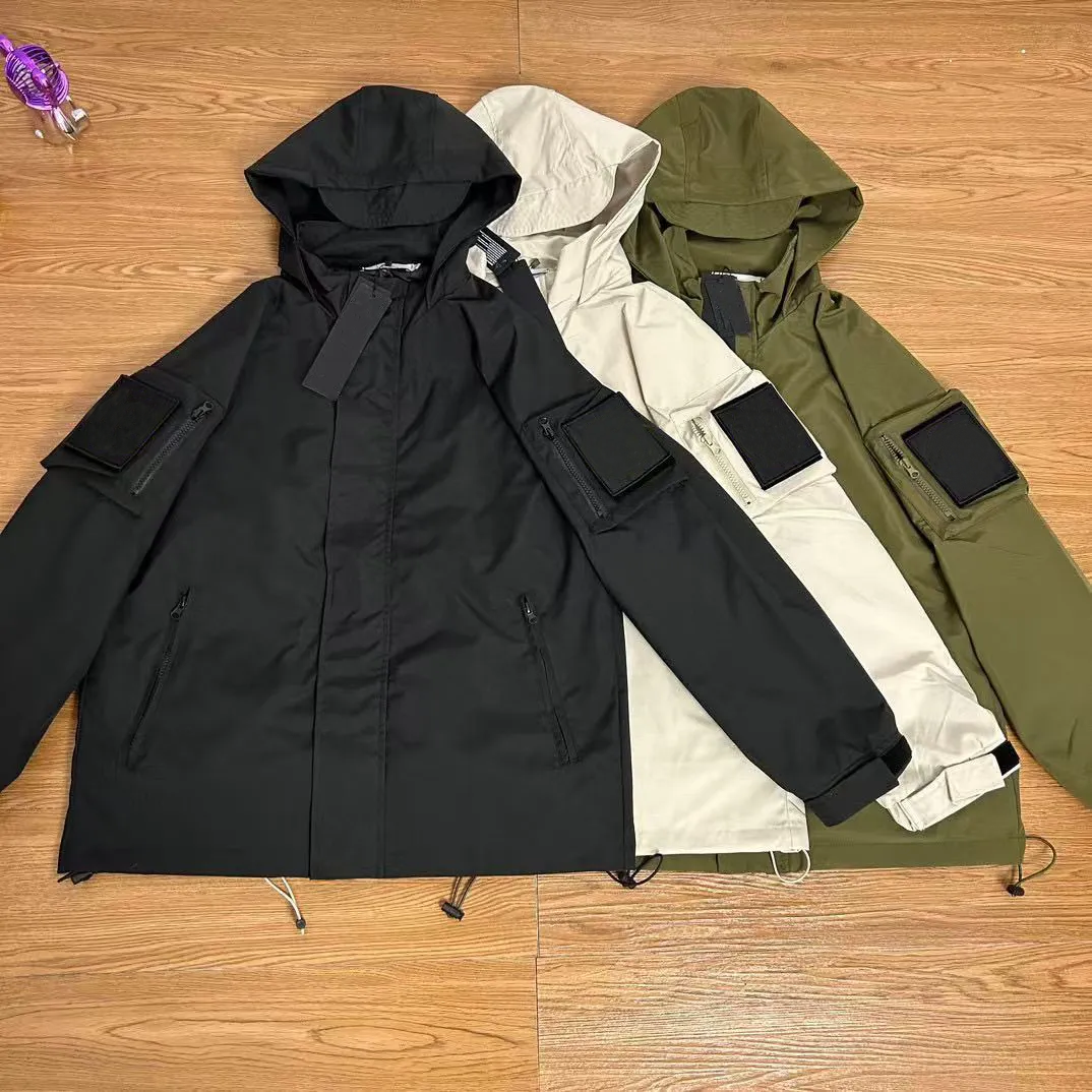 2024 hot Brand Jacket Small Standard Function Jacket Charge Coat Casual Light Hooded Men's and Women's Jacket