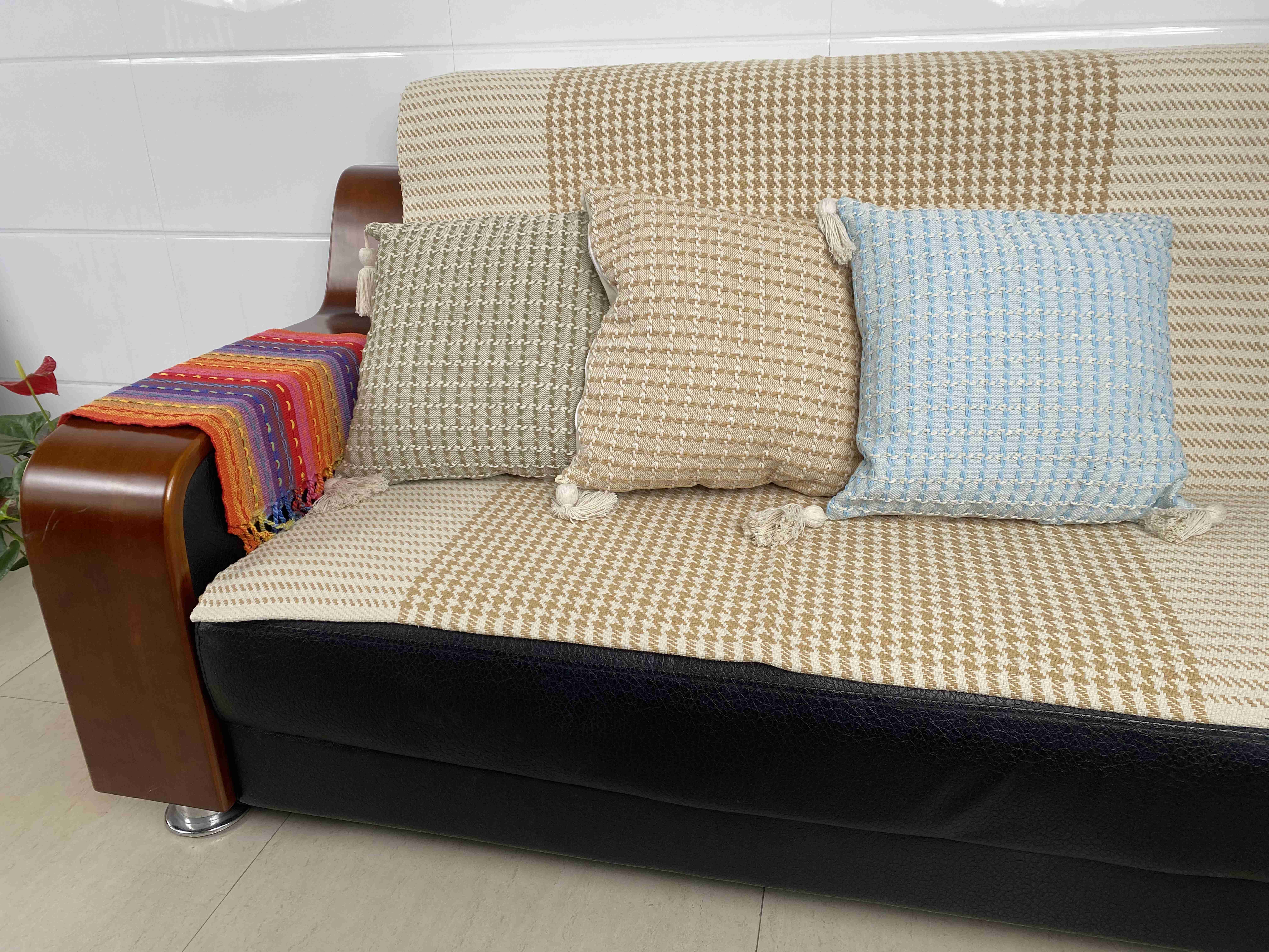 Living Room Essentials Breathable Fabric Cushions with Handwoven Design