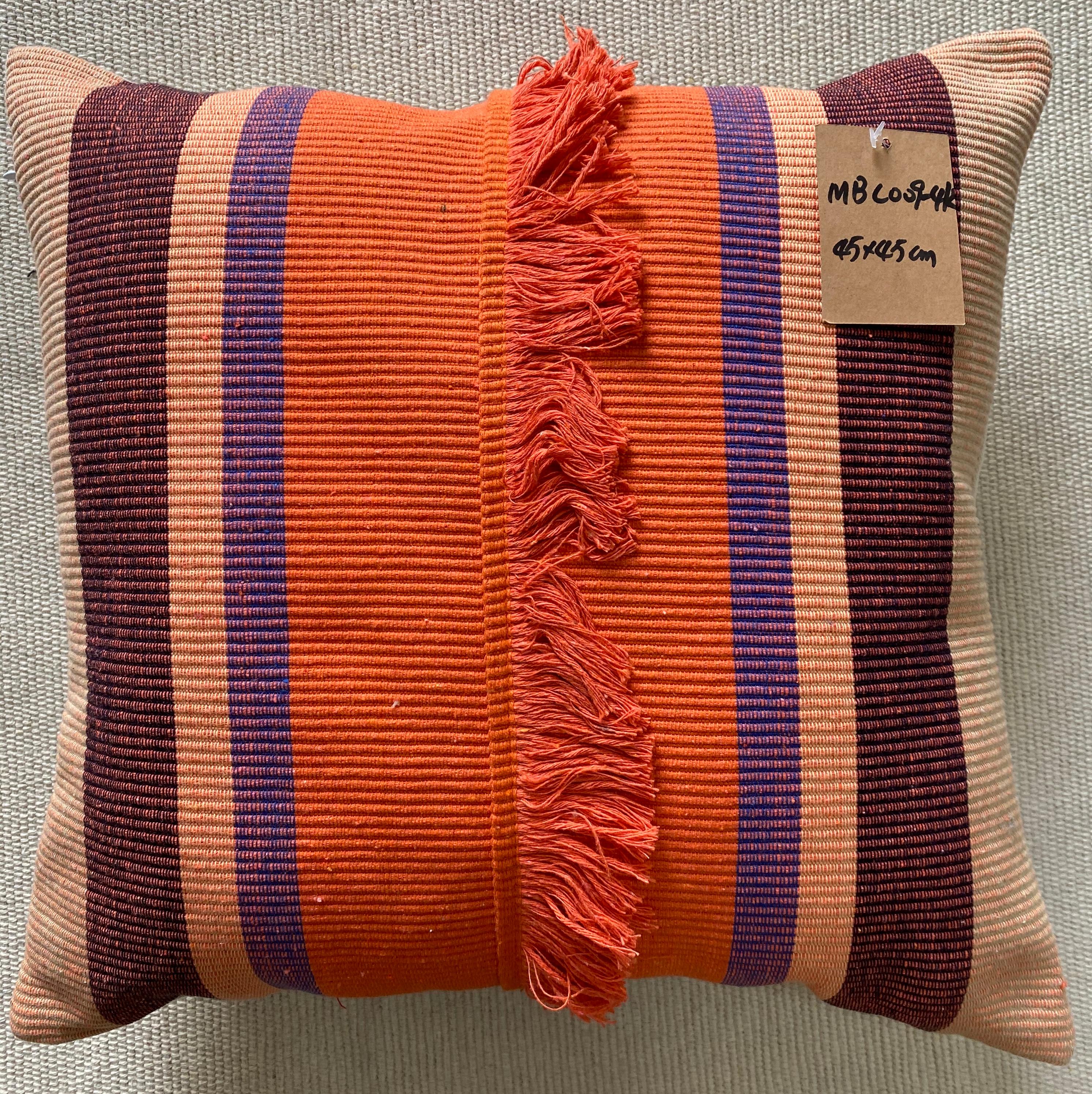 Living Room Accent with Natural Textured Fabric Cushions Sophisticated Home Decor Accessory