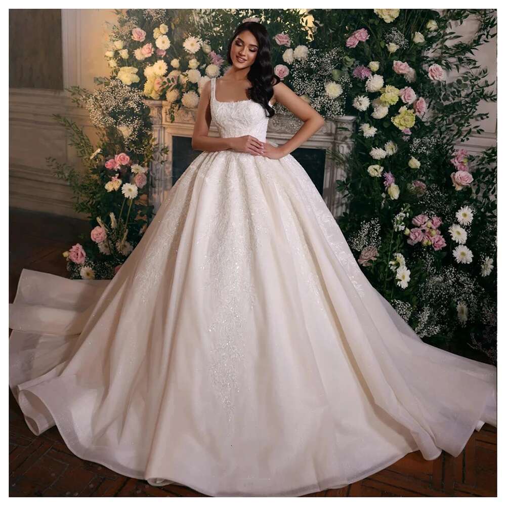 Elegant Square Neck Ball Gown Wedding Lace Applique Sleeveless Dress Custom Princess Bridal Dresses 6660311