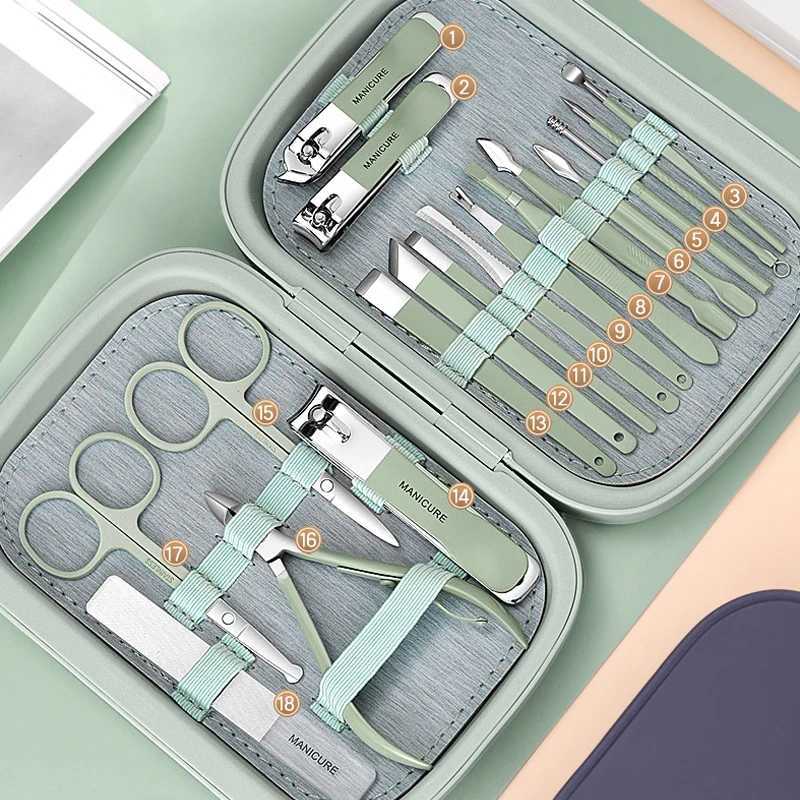 18Pcs Nail Clipper Set Case Pedicure Tools Ear Pick Scoop Nail Tools to Remove Dead Skin Personal Care Tools Eyebrow ScissorsXJ250116