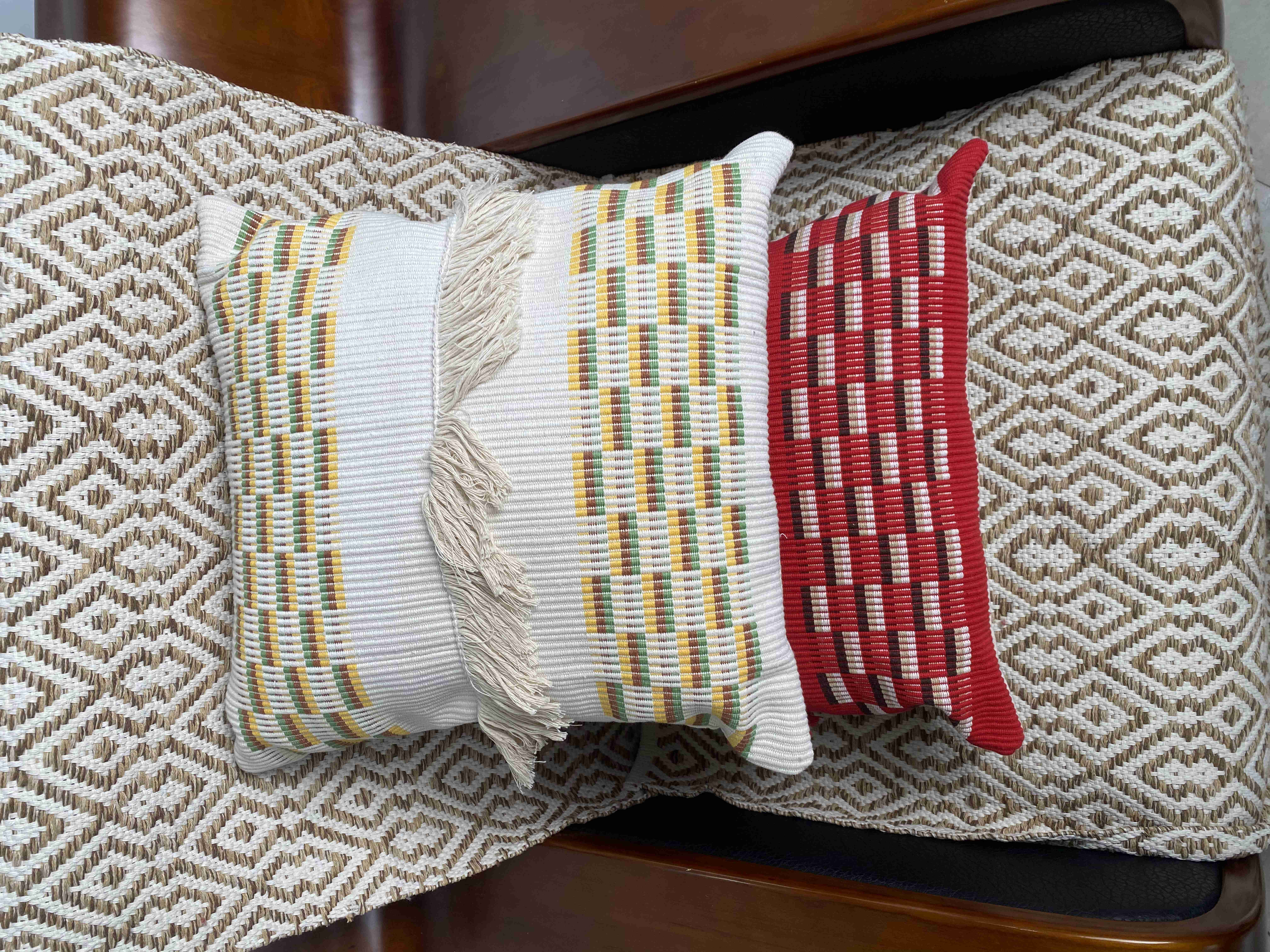Eco-Friendly Living Room Decor - Long-Lasting Natural Texture Cushion Covers
