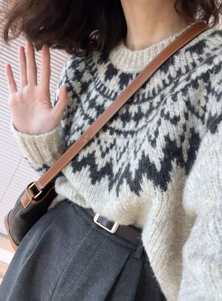 Vintage Women Cashmere Sweater Winter Autumn Long Sleeve Knitted Pullover Gray Soft Jumper Wool Knitwear All Match X410