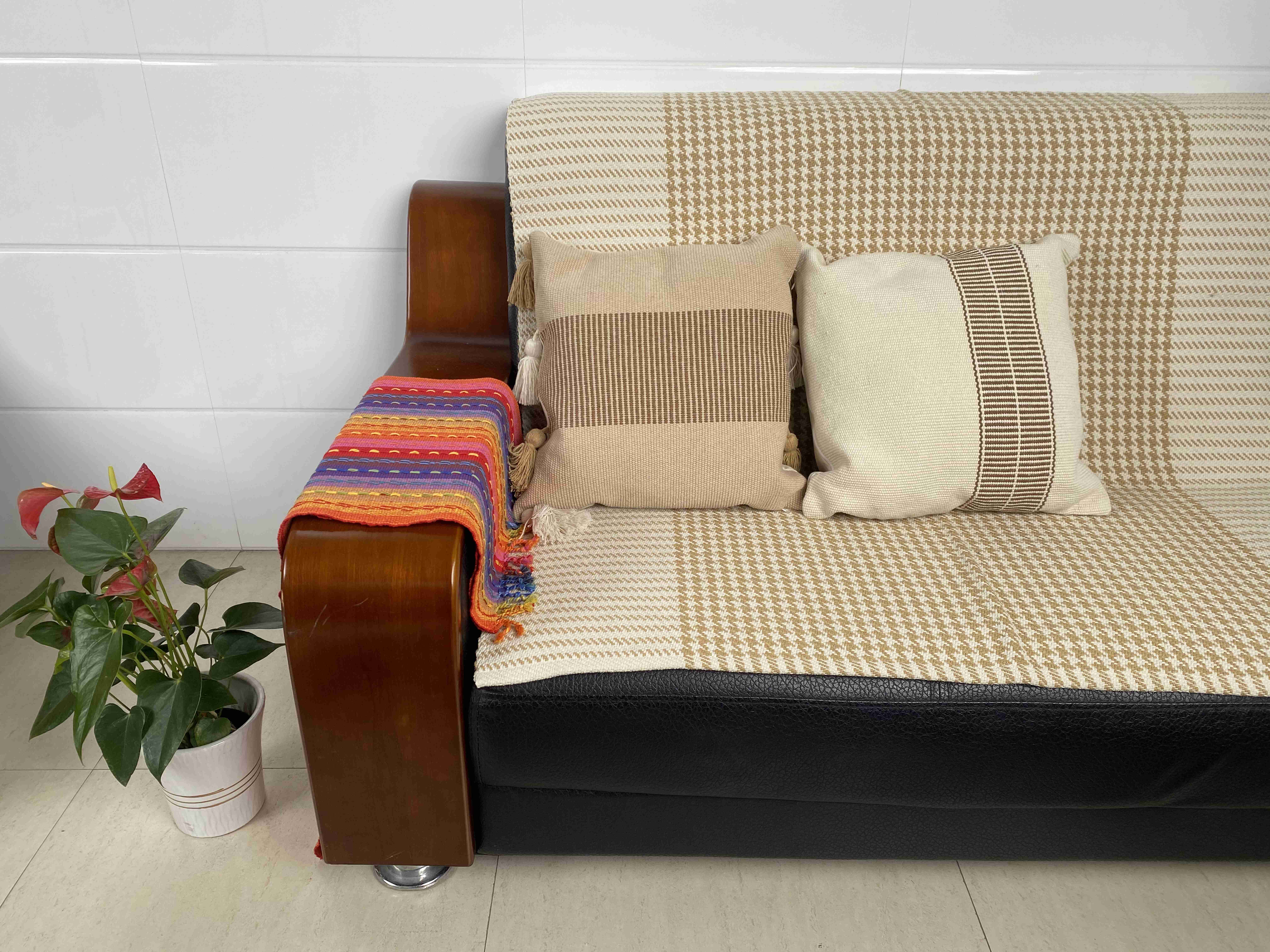Breathable Handwoven Elegant Fabric Cushions for Living Room Comfort