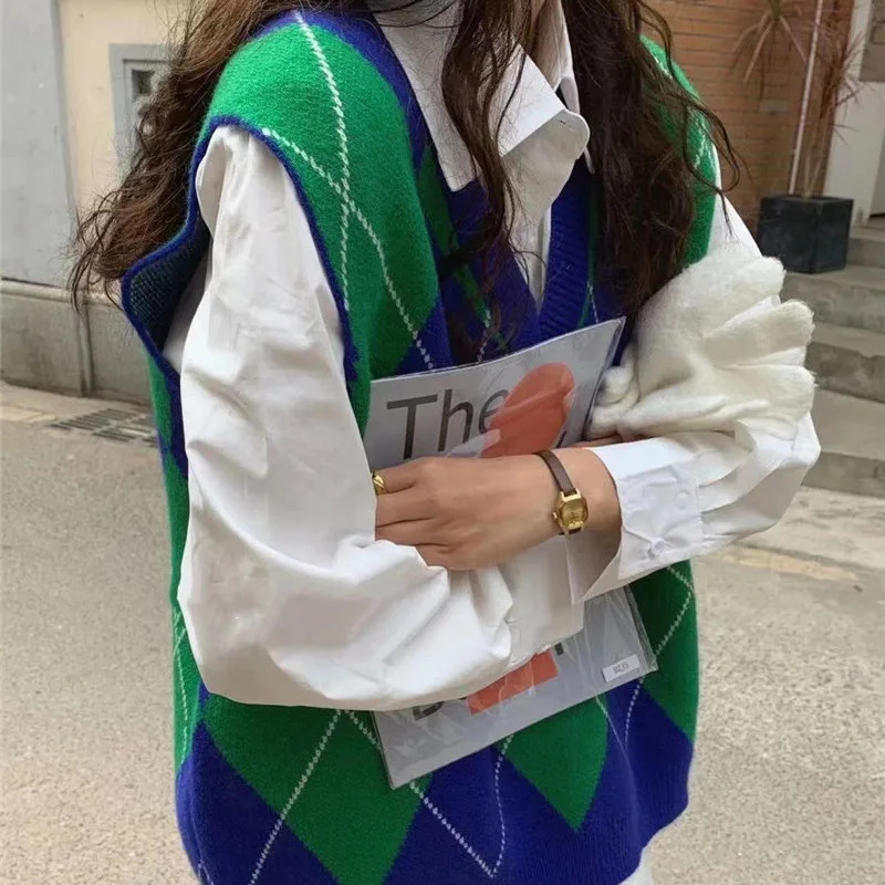 Knitted Vest Womens Style Wearing Diamond Grid Sweater Jacket Ins Outer Layer Layered Vneck Camisole 250113Z