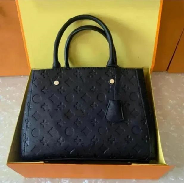 Designer Bag Embossed Flower Large Capacity Totes Bags Fashion Sac Femme Leather Women Shoulder Bags Messenger Luxurys Handbag Ladys Purse Womans backpack