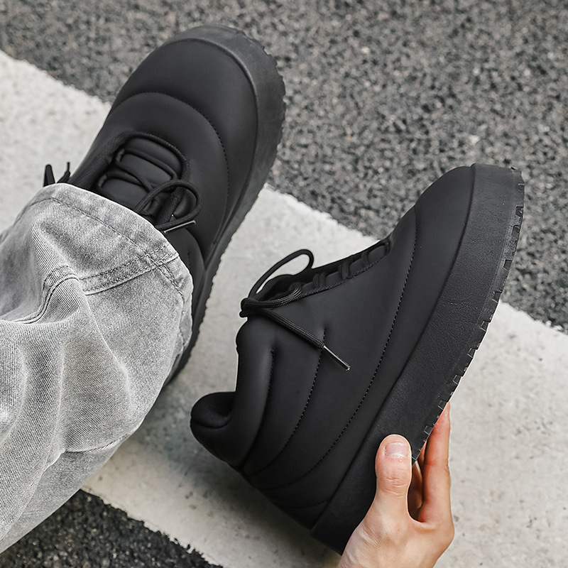 2025 new casual men's bread hot trend versatile sports board multifunctional outdoor shoes