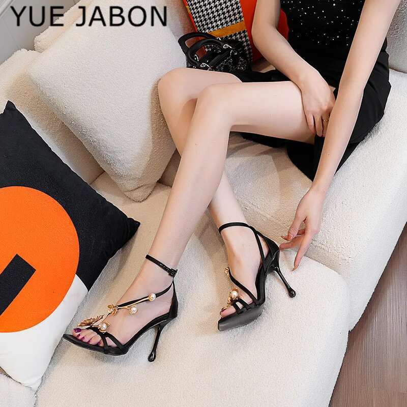 Golden wers High Heels Women Silk Designer Sandal Metallic wer Pointed Toe Fine Heel Party Dress Shoes Pumps