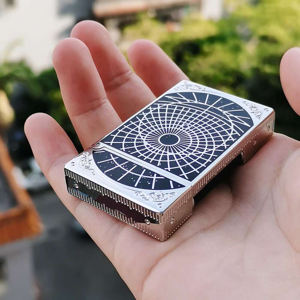 Cool Lighters Style Starry Sky Moon Earth Butane Iatable Soft Flame Stylish Cigar Cigarette Accessory For Halloween Gift 2025