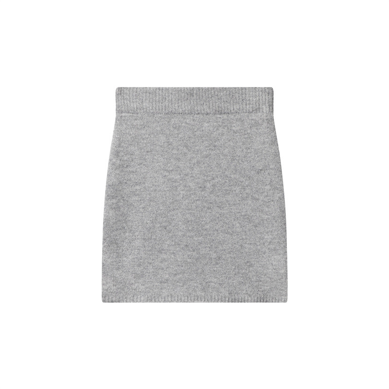 X790 Autumn and Winter 2024 New High Waist Slim Short Skirt Female Hot Girl Belt Design Niche All-match Knit Skirt
