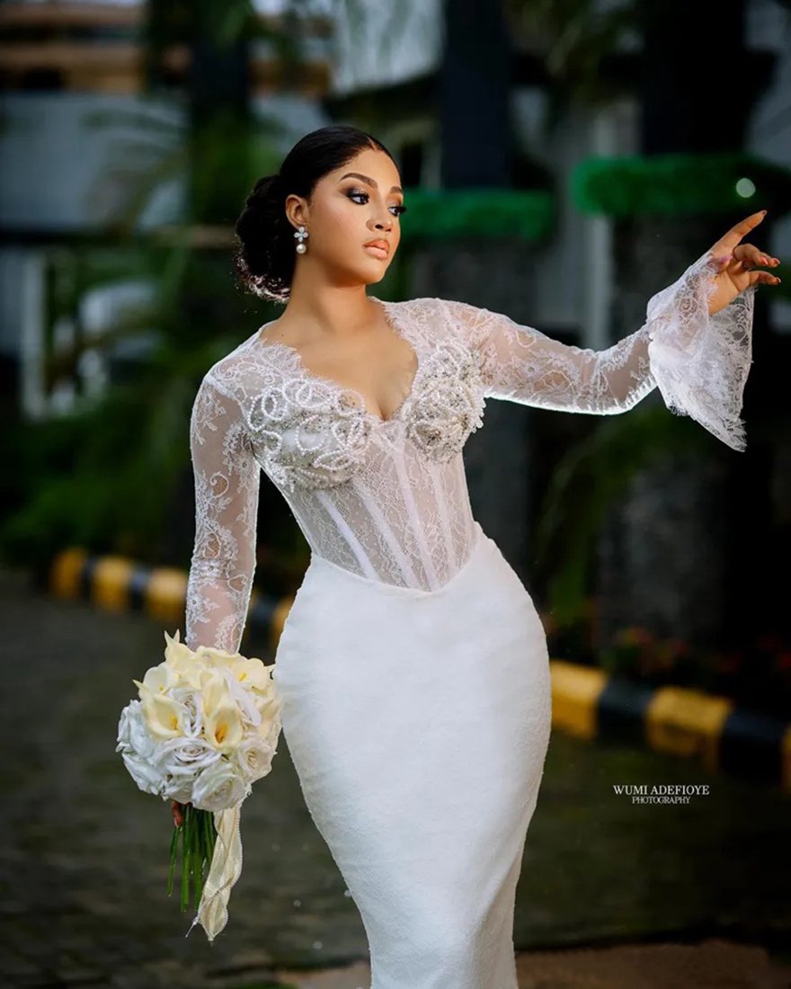 2025 Mermaid Wedding Dresses Bridal Gowns Short Wedding Gowns Illusion Long Sleeves Beaded Lace Pearls Decorated Birdal Dress for African Black Bride 