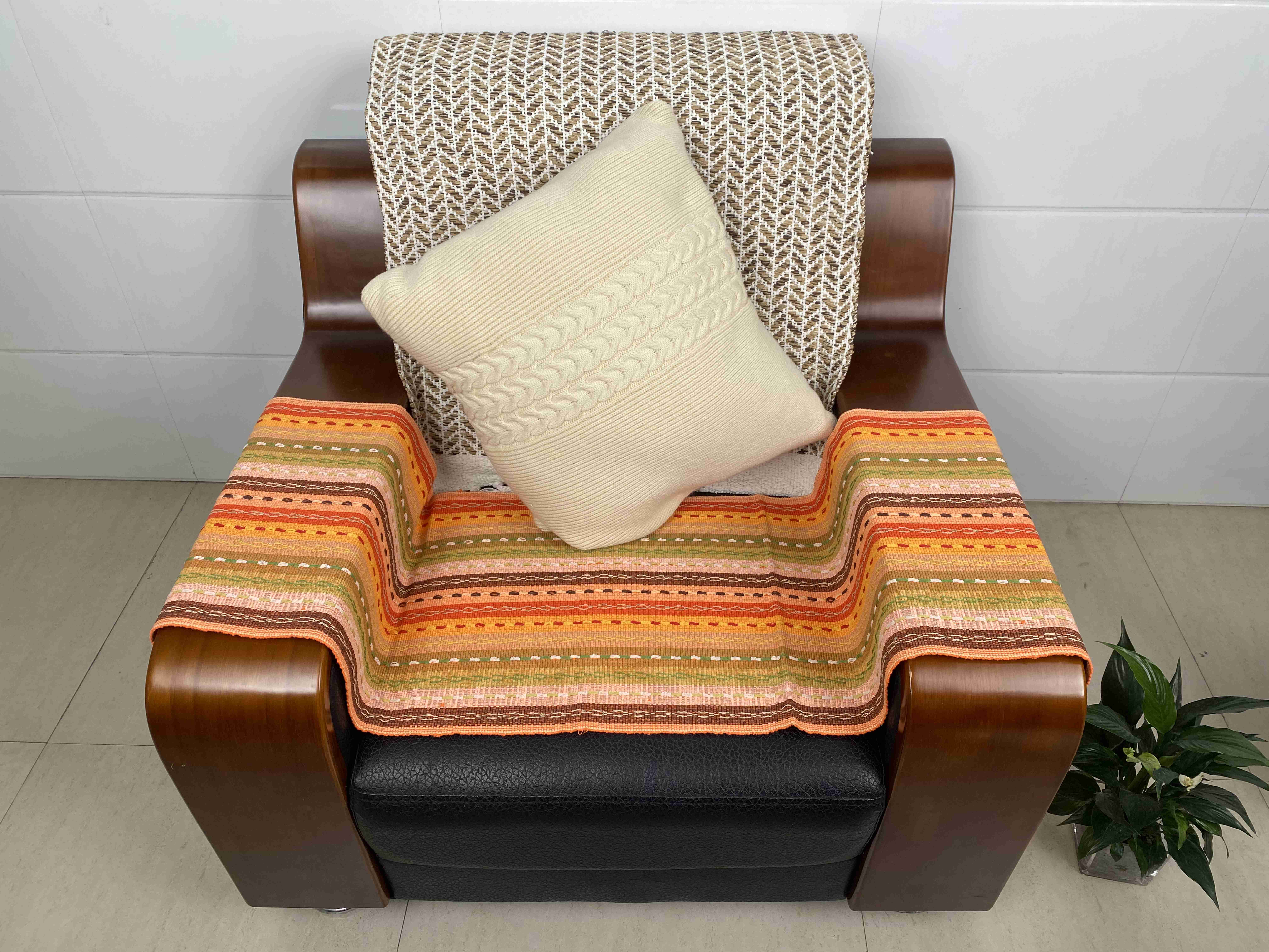 Chic Living Room Accents - Comfortable Versatile Fabric Cushions with Natural Texture