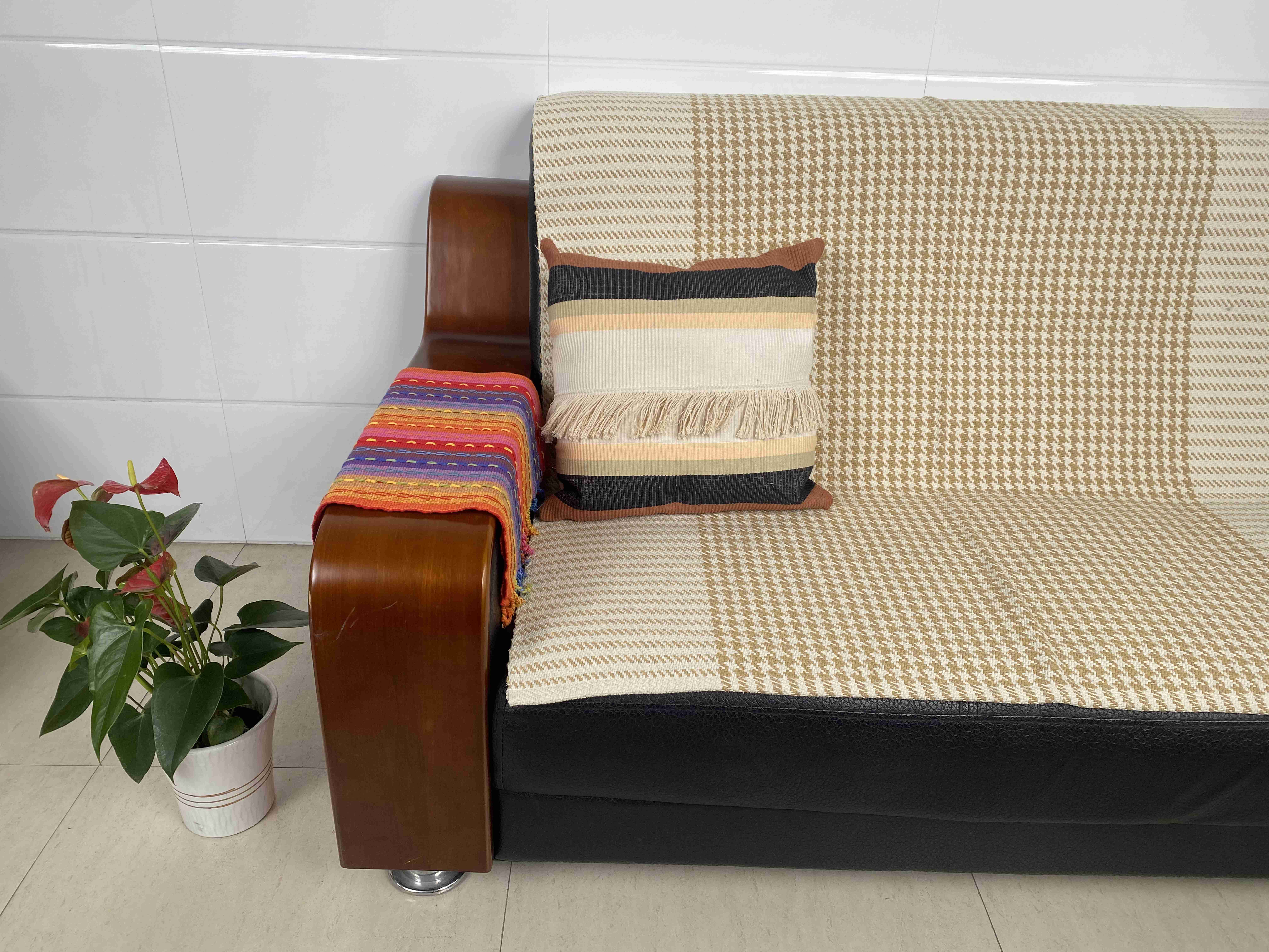 Chic Natural Texture Patterned Cushions - Ideal for Refined Living Space Enhancement
