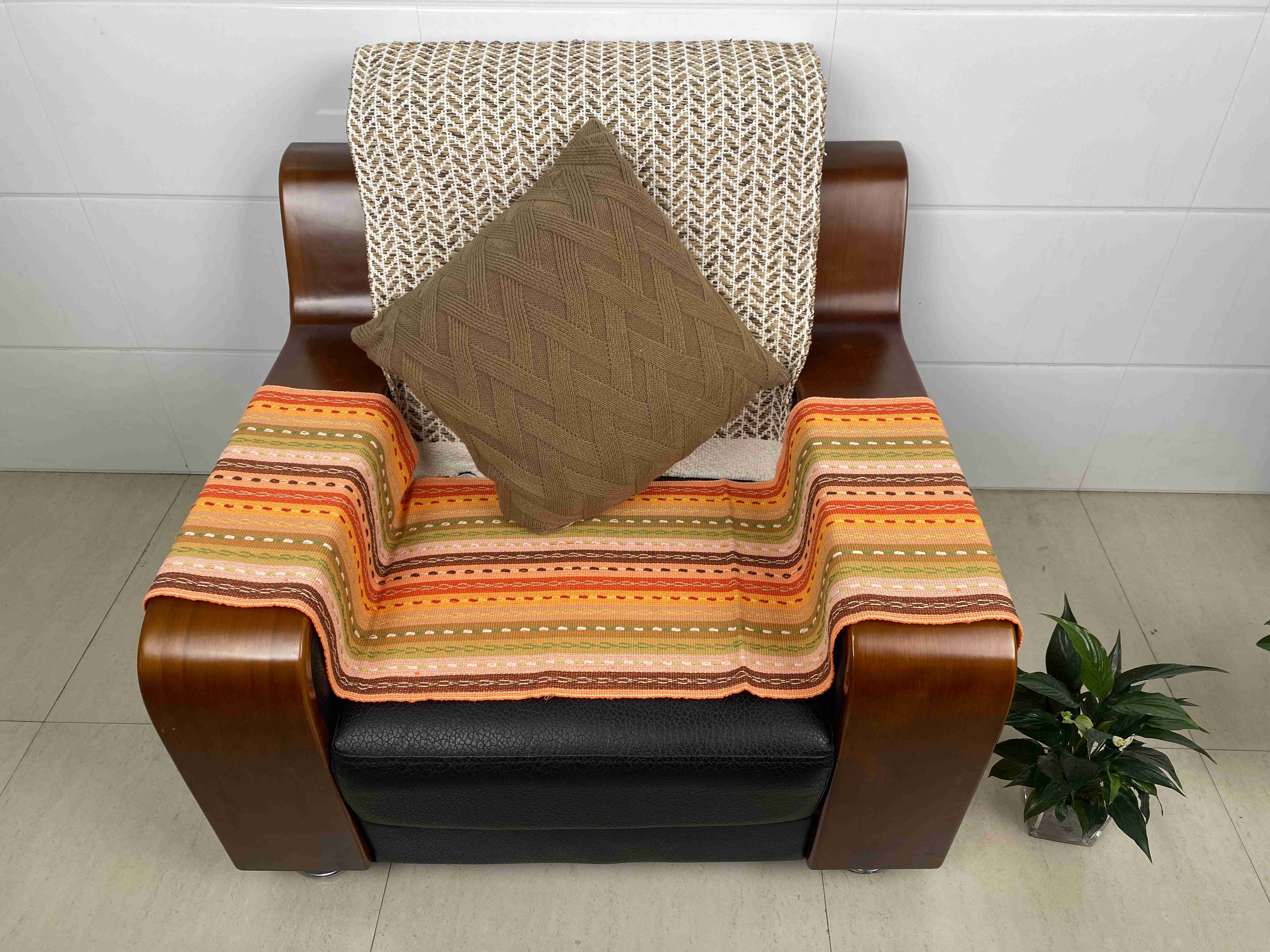 Long-Lasting Living Room Cushions for Stylish Accent Durable Fabric with Texture