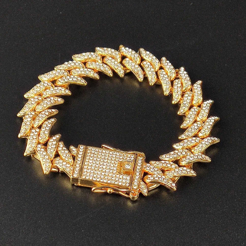 Luxury Designer Thorne Cat and Dog Collar Shining Diamond Cuban Chain Dog Necklace Gold Biological Color Pet Jewelry Accessories 16mm M250116