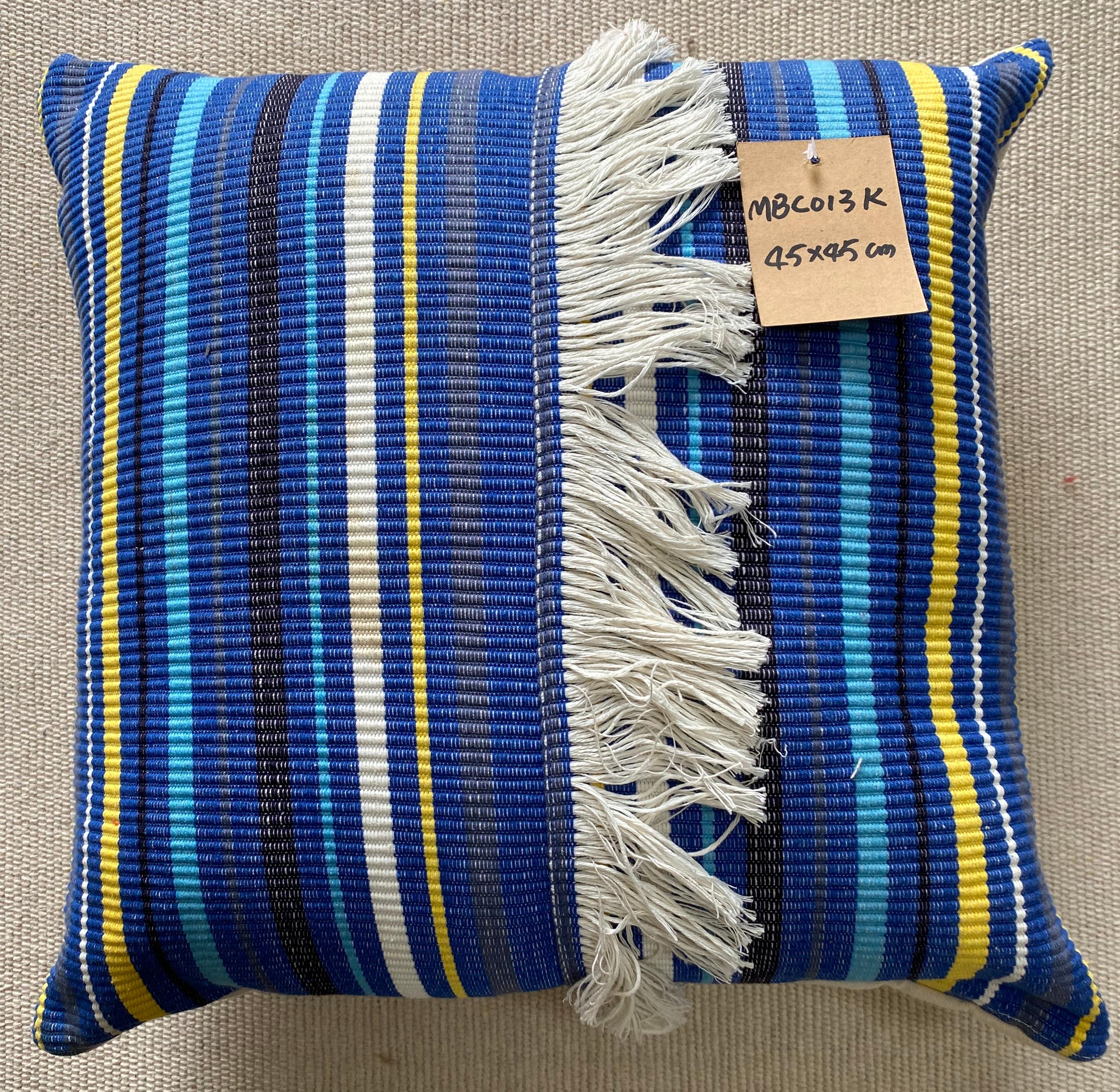 Living Room Essentials Stylish Versatile Fabric Cushions with Natural Textures