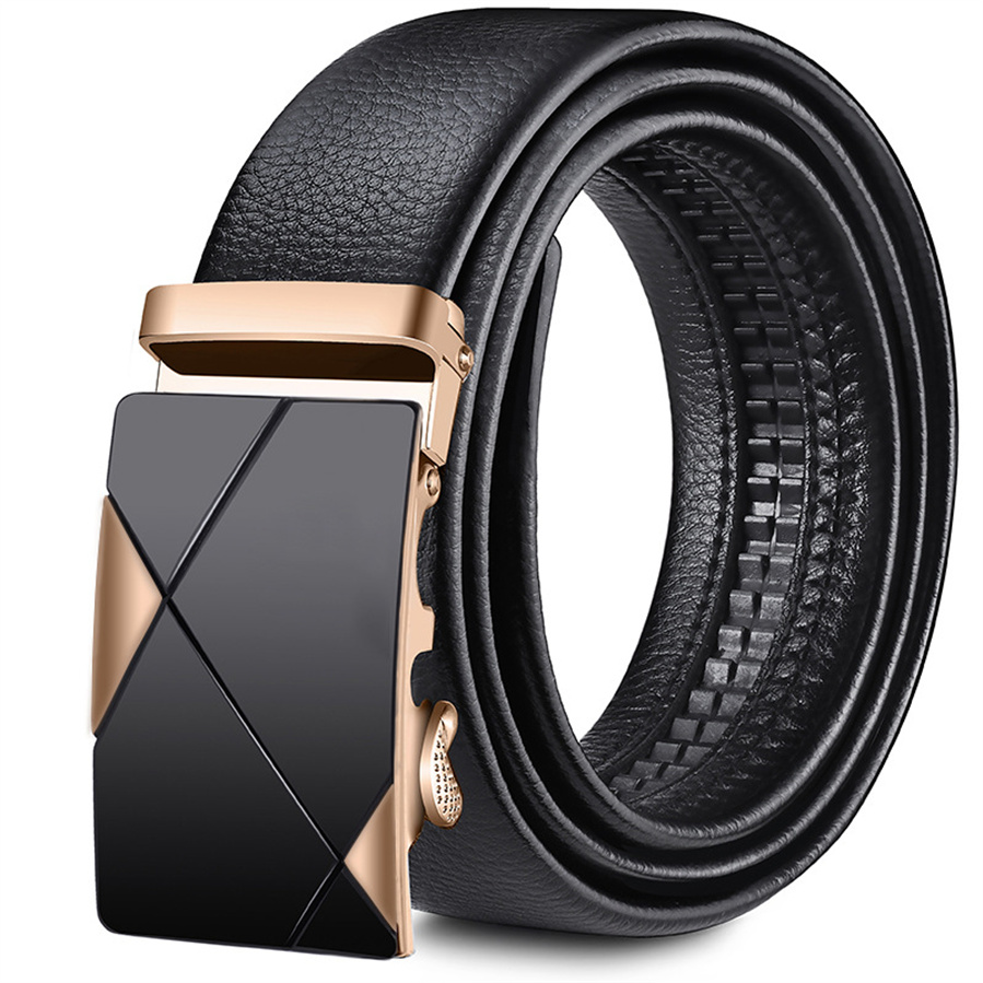 Designer men women Classic casual leather belts for man metal letter smooth buckle woman waistband fashionable belt with box Q-11