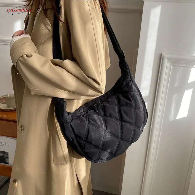 Embroidery Crossbody Bags for Women Large Capacity Handbags Shoulder Messenger Female Popular Fashion Hobos Shopper Bag Sac swissmilitary