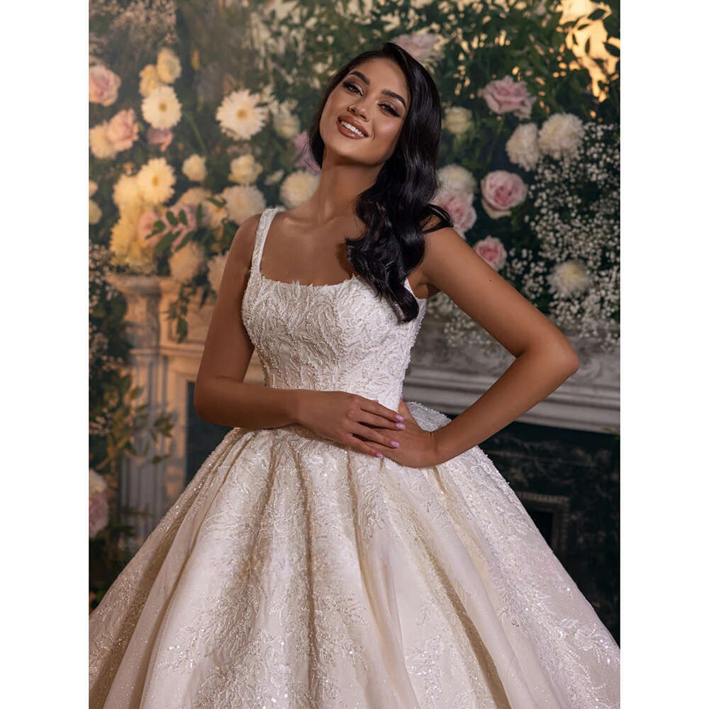 Elegant Square Neck Ball Gown Wedding Lace Applique Sleeveless Dress Custom Princess Bridal Dresses 6660311