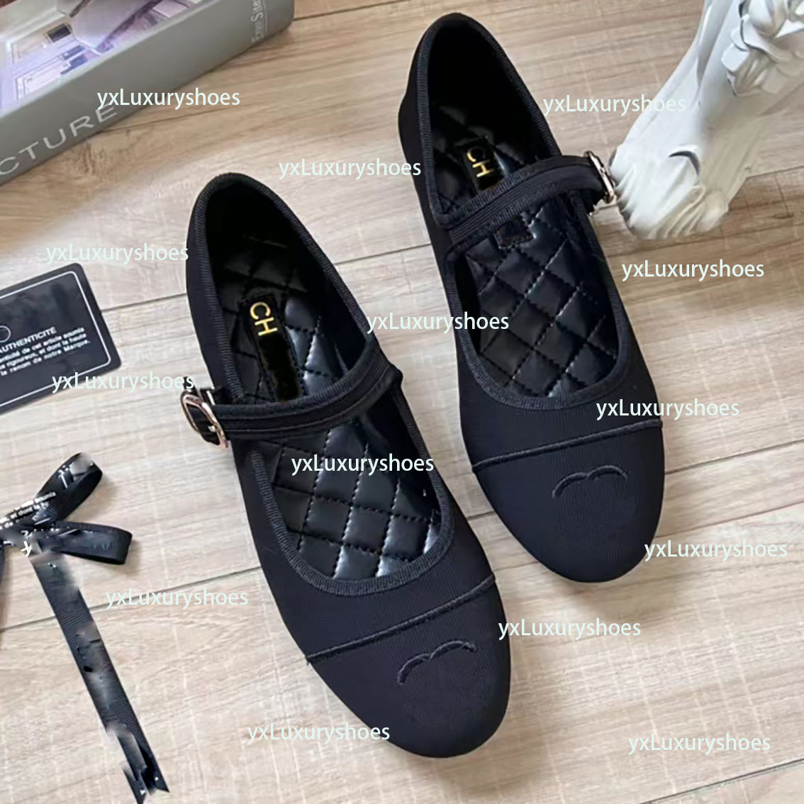 2024 Paris designer new women's leather ballet flats Fashion luxury women's high quality flat boat shoes women's top leather shoes