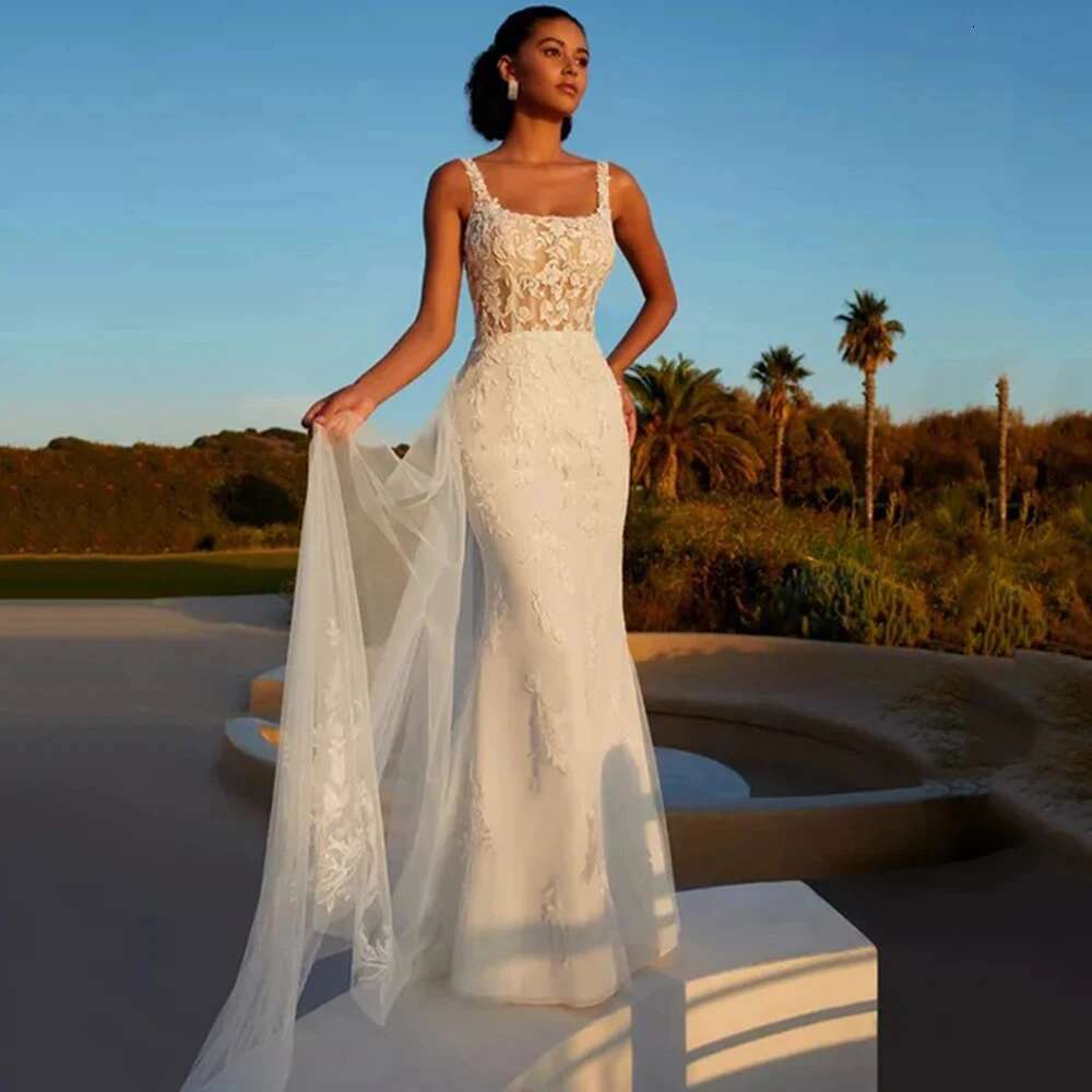 Sexy Square Collar Mermaid Wedding Lace Appliques Sleeveless Train Dresses Detachable Custom Bridal Dress